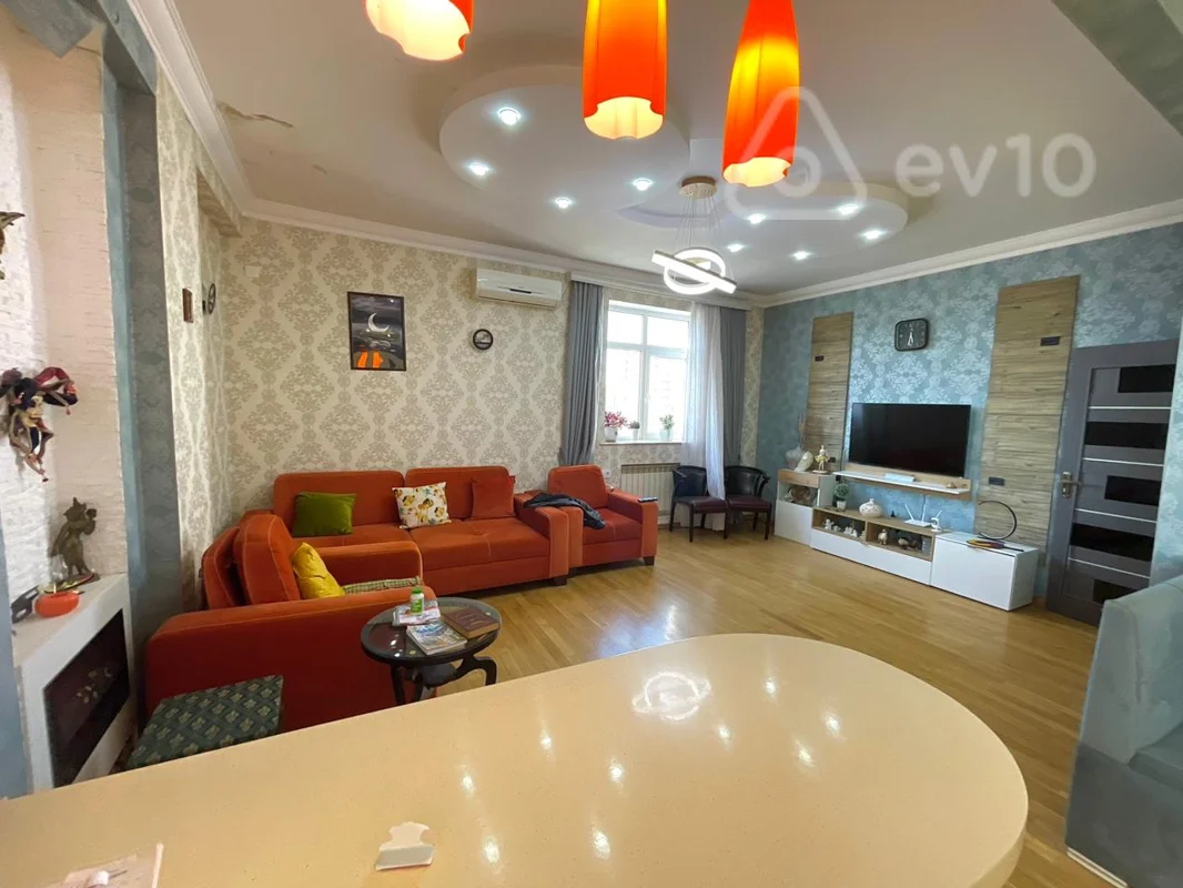 2 otaqlı mənzil, 100 m², Səməd Vurğun — Bakı