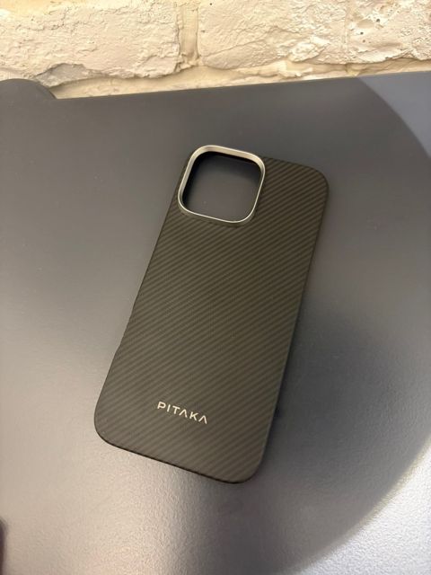 Apple iPhone 16 Pro Max üçün arxalıq Pitaka — Bakı