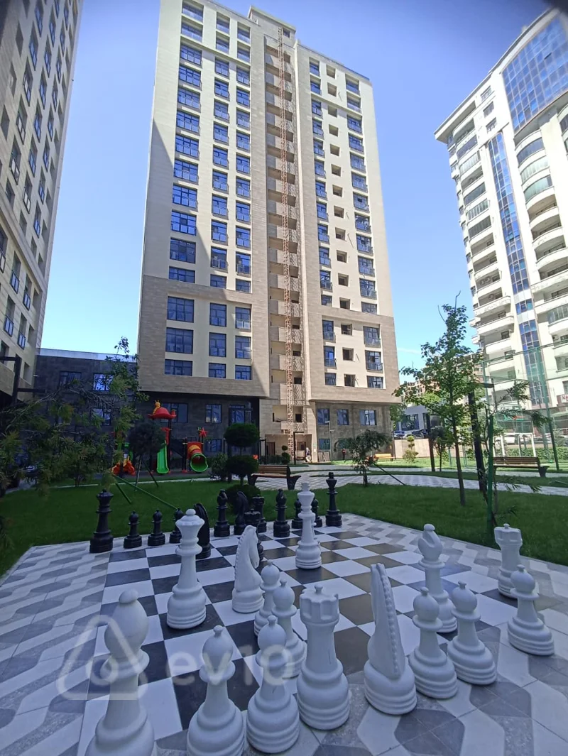 3 otaqlı mənzil, 127 m², Qulu Quliyev kucesi — Mənzil, Bakı (2)