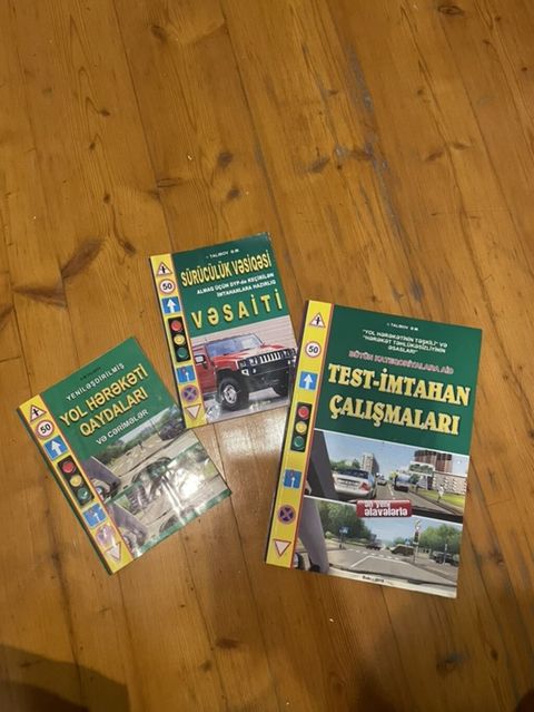 Sürücülük imtahanına hazırlıq üçün kitab dəsti — Sema