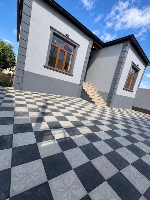 Həyət evi, Mehdiabad-Novxanı yolu — Bakı