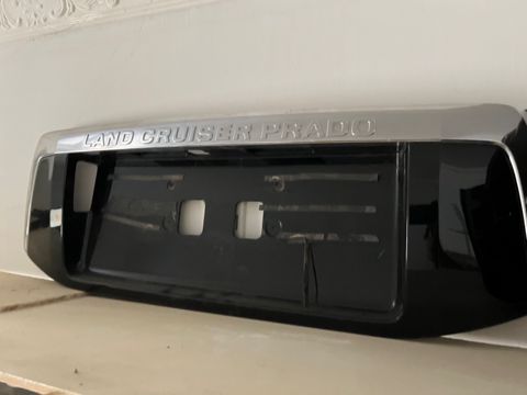 Toyota Land Crusier baqaj nömrə altlığı — Demir