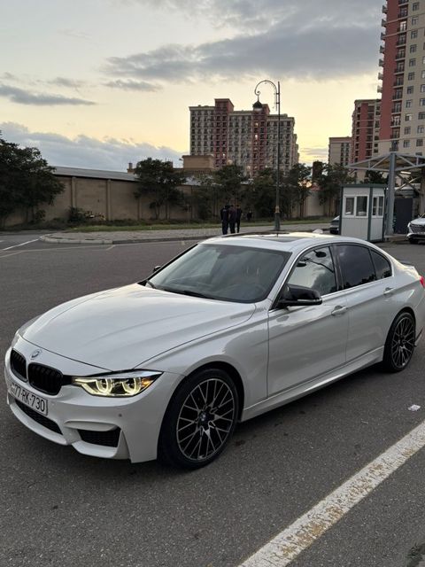 BMW 330, 2.0 L, 2017 il, 153 786 km — Bakı