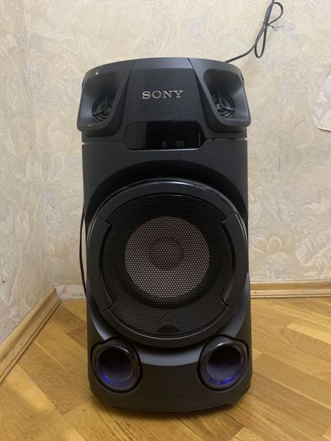 Sony MHC-V13 ev audio sistemi - Güclü mono qüllə tipli akustika: iri — Bakı