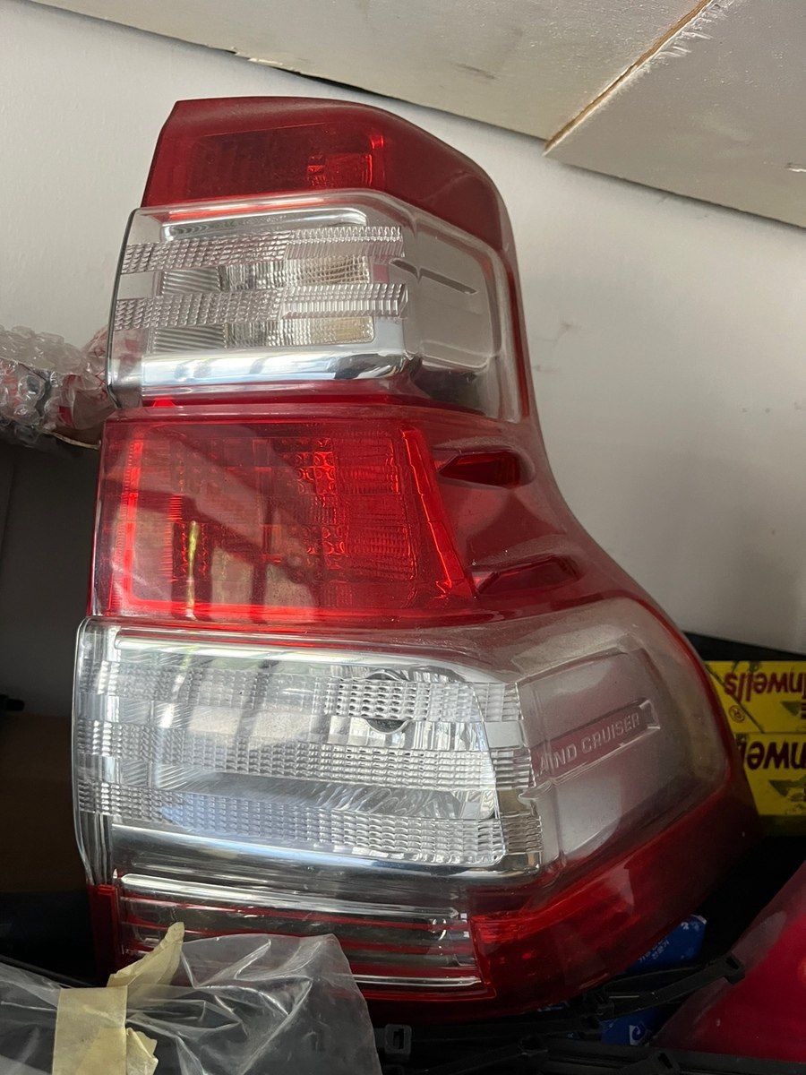 Toyota Land Crusier, Toyota Prado arxa stop işıqları — Ehtiyat hissələri və aksesuarlar, Bakı (4)