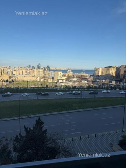 Kirayə 3 otaqlı Bina evi menzil (Köhnə tikili), 90 m², Yasamal rayonu — Bakı