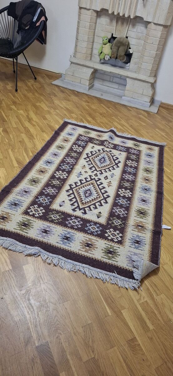 Kilim — Xalılar və xalı yolları, Bakı (2)
