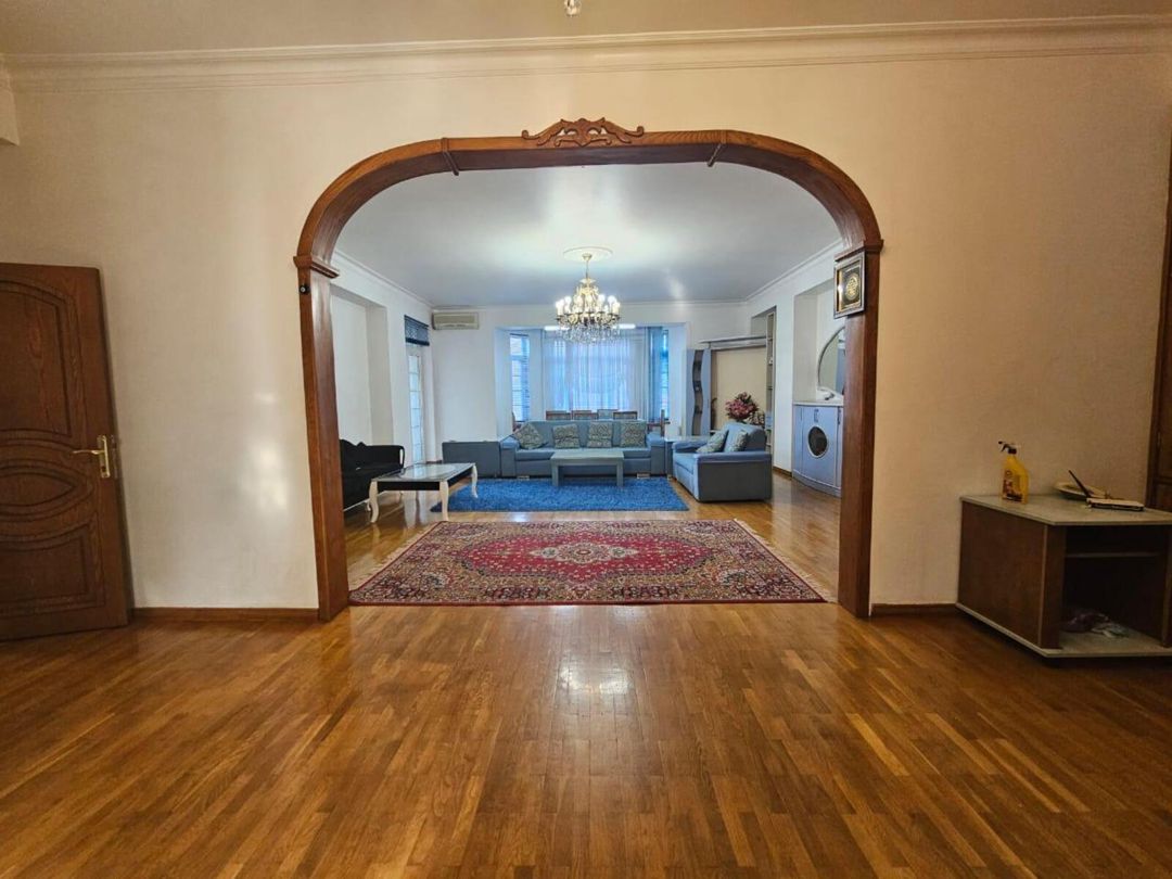 4-otaqlı yeni tikili kirayə verilir, Nizami m., 150 m² — Mənzil, Bakı (2)