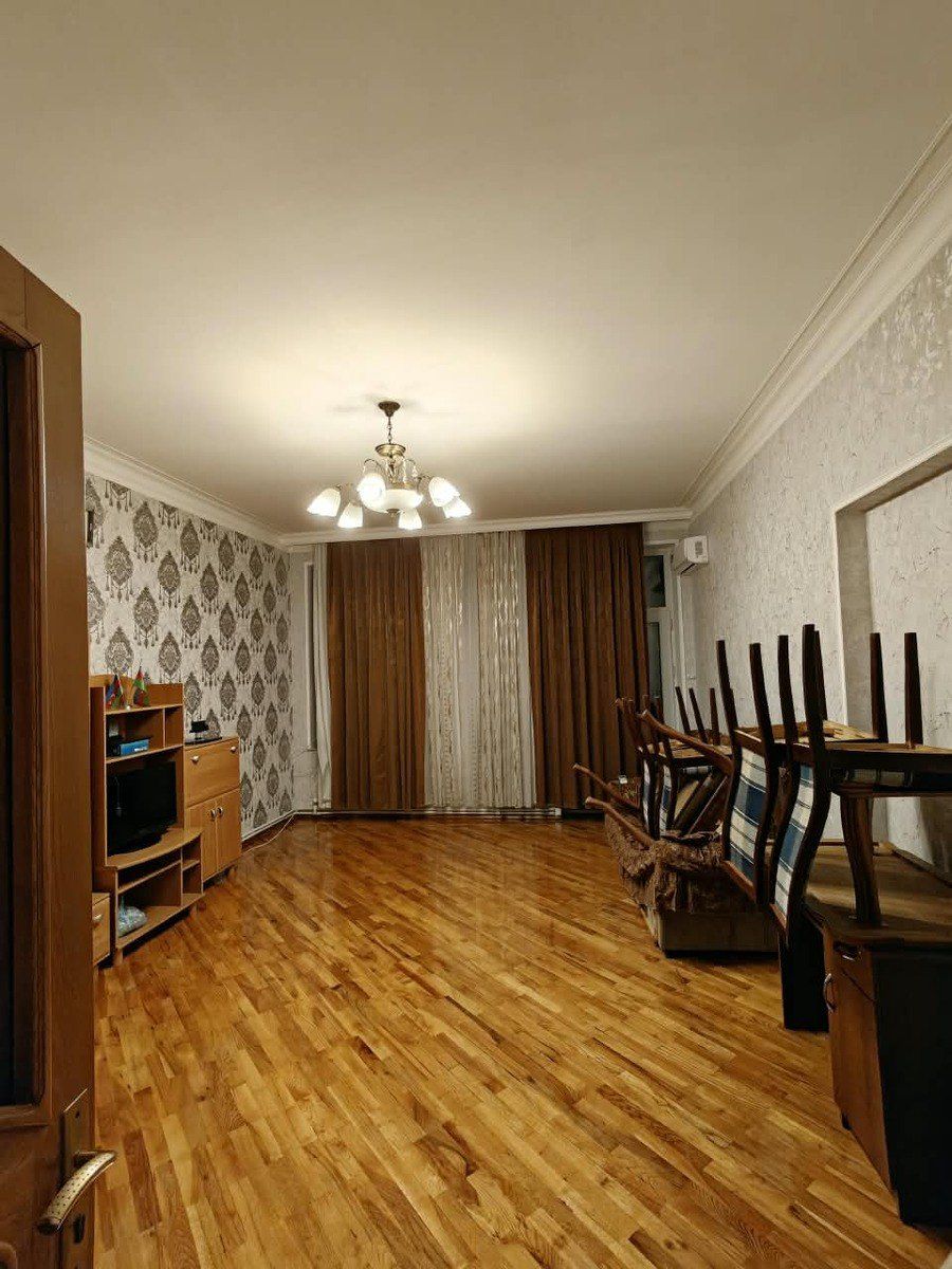 Satılır 3 otaqlı köhnə tikili 100 m² — Mənzil, Bakı (3)
