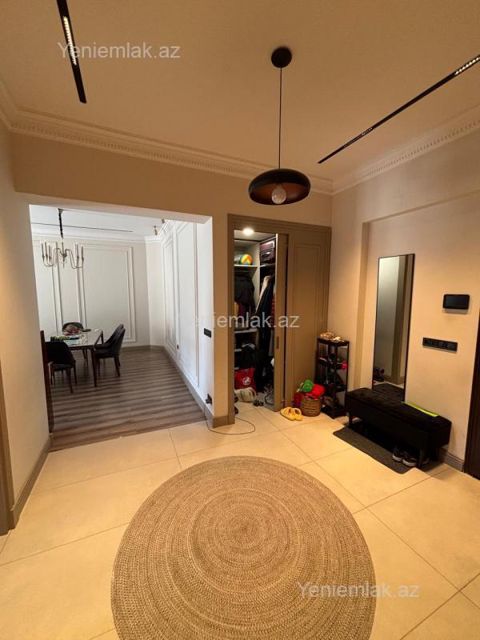 Satılır 3 otaqlı Bina evi menzil (Yeni tikili), 130 m², Nəsimi rayonu — Bakı