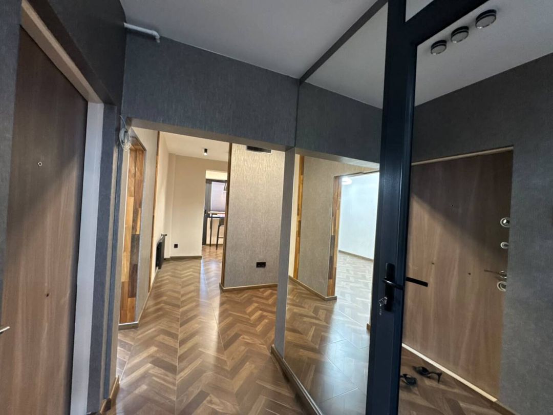 Satılır 2 otaqlı köhnə tikili 60 m² — Mənzil, Bakı (8)