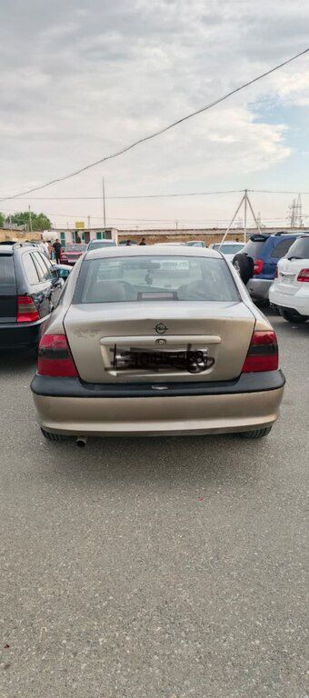 Opel Vectra, 2.0 L, 1996 il, 255 556 km — Avtomobillər, Quba (2)