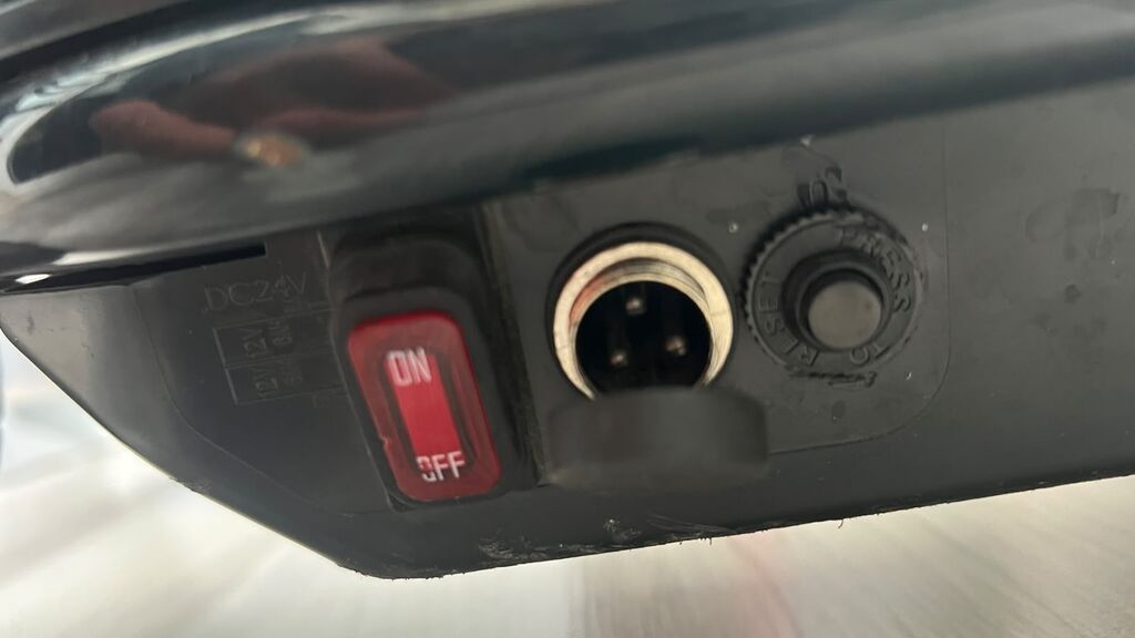 İşlənmiş Elektrik samokat 8", 250 Vt, 16 - 25 km/s, Ünvandan götürmə — Skuterlər, Sumqayıt (4)