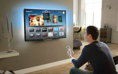 Televizorların divara yığılması — 25 ₼ · Bakı · Aparatların təmiri və quraşdırılması Televizorların divara yığılması — Bakı