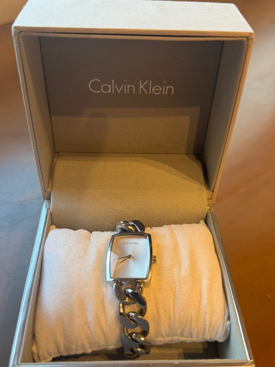 Calvin Klein qol saatı — Şəxsi əşyalar, Bakı