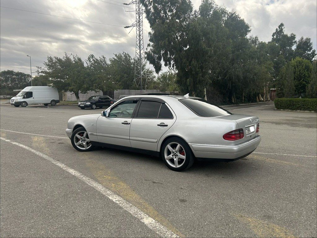Mercedes E 240, 2.4 L, 1999 il, 253 896 km — Avtomobillər, Sumqayıt (8)
