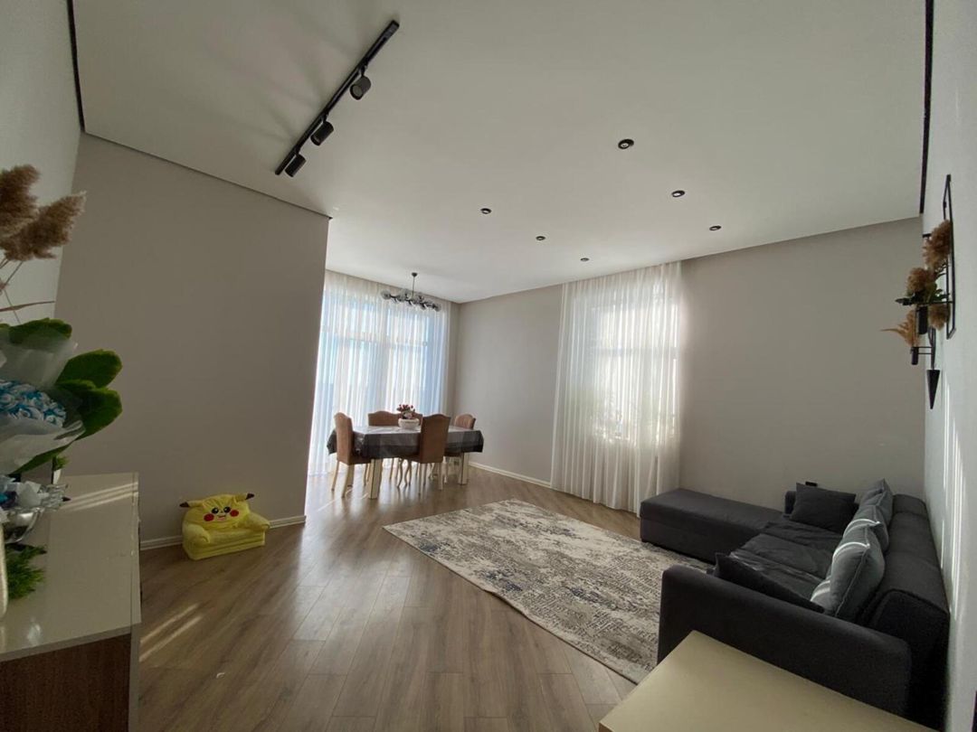 Satılır 5 otaqlı həyət evi/bağ evi 250 m² — Ev, villa, Bakı (9)