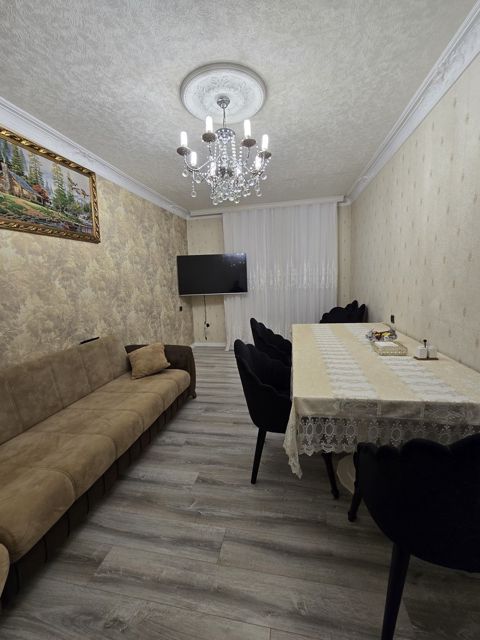 Satılır 3 otaqlı köhnə tikili 85 m² — Bakı