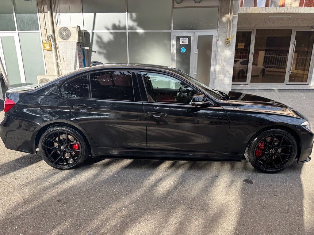 BMW 330, 2.0 L, 2018 il, 109 000 km — Avtomobillər, Bakı (3)