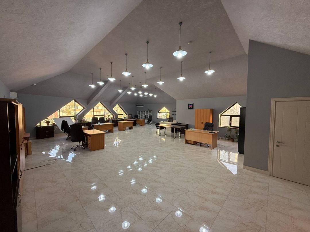 Satılır 4 otaqlı ofis 550 m² — Ofis, Bakı (3)