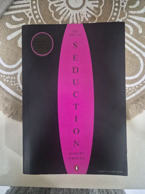 “The Art of Seduction” Robert Greene на английском языке, в — Bakı