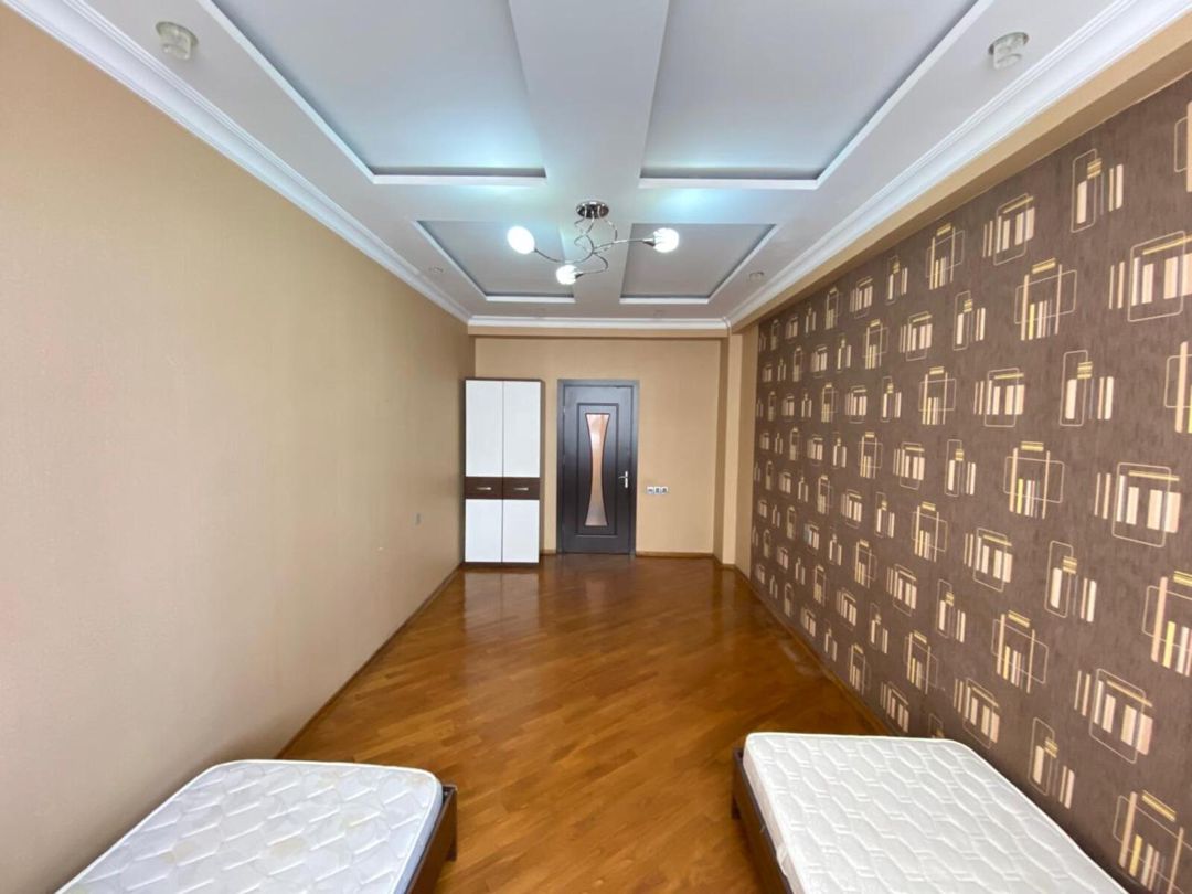 İcarəyə verilir 3 otaqlı yeni tikili 130 m² — Mənzil, Bakı (9)