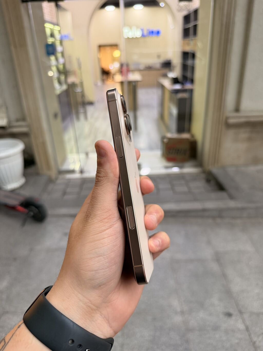 IPhone 16 Pro Max, 1 TB, Desert Titanium, Zəmanət, Kredit, Simsiz şarj — Apple iPhone, Bakı (2)
