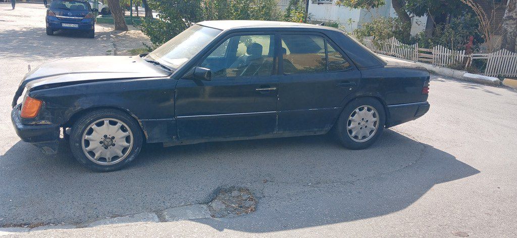 Mercedes 260 E 4MATIC, 2.6 L, 1988 il, 100 000 km — Avtomobillər, Sumqayıt (4)