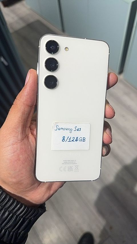Samsung Galaxy S23 Cream 128GB/8GB — Bakı