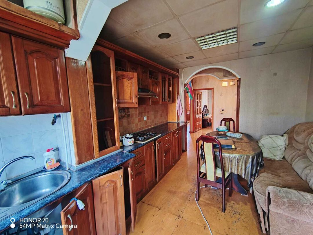 İcarəyə verilir 3 otaqlı köhnə tikili 80 m² — Mənzil, Bakı (10)