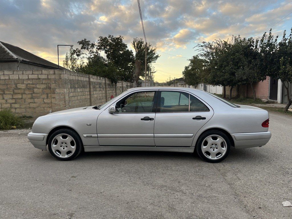 Mercedes E 220, 2.2 L, 1998 il, 543 000 km 99-LB-318 — Avtomobillər, Şabran (8)