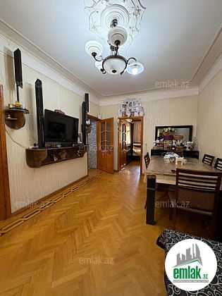 Satılır 2 otaqlı 55 m² köhnə tikili 8 mkr