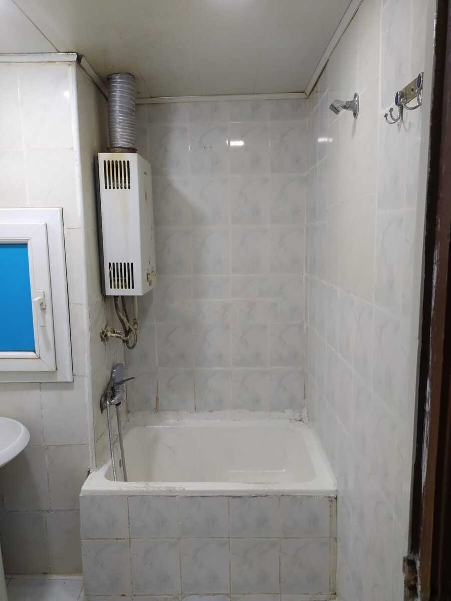 Satılır 2 otaqlı köhnə tikili 56 m² — Mənzil, Bakı (10)