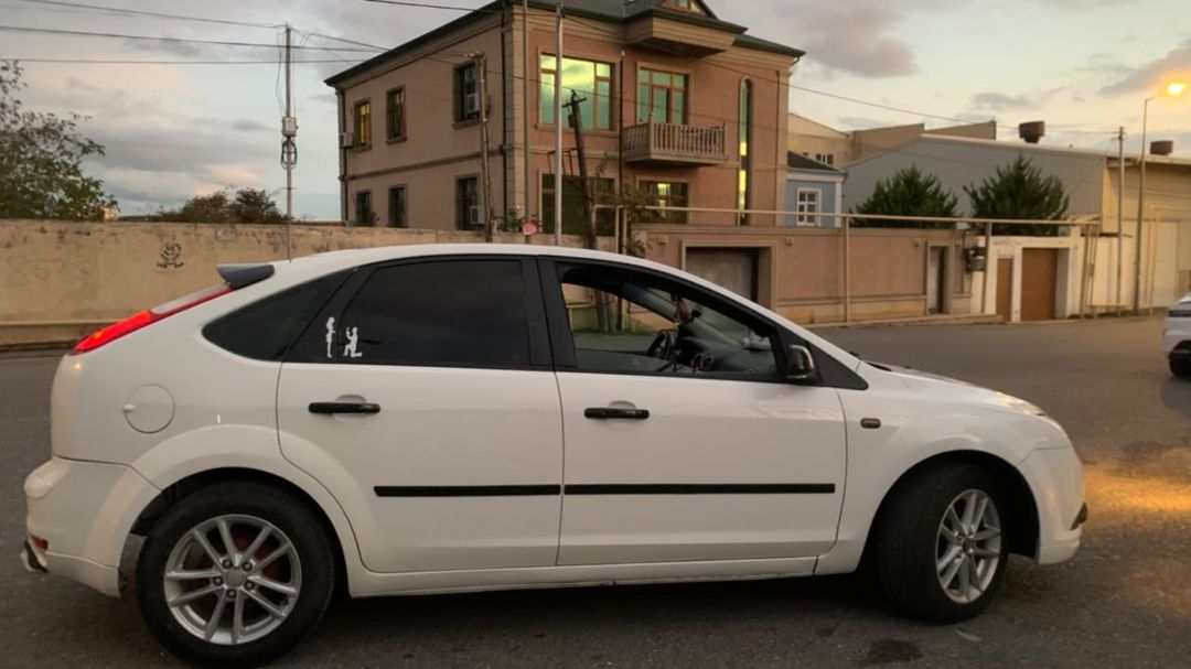 Ford Focus, 2006 il 90-SS-694 — Avtomobillər, Bakı (3)
