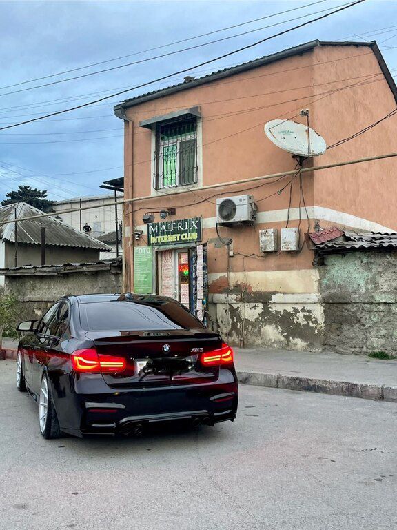 BMW 330, 2.0 L, 2016 il, 180 000 km 77-SM-099 — Avtomobillər, Bakı (6)