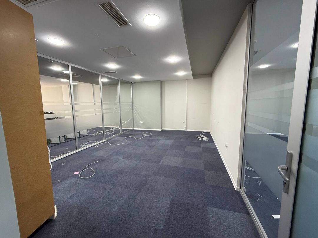 İcarəyə verilir 6 otaqlı ofis 250 m² — Ofis, Bakı (8)