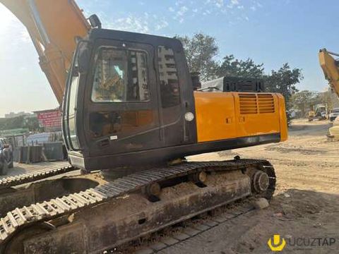 Tikinti texnikası Hyundai 360 -36tonn — EKSKAVATOR -AVTOKAR KATOK KON BULDOZER EHTIYAT HIS — Ekskavatorlar
