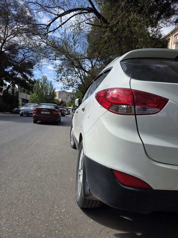 Hyundai ix35, 2.4 L, 2010 il, 971 896 km 10-UM-828 — Avtomobillər, Sumqayıt (12)