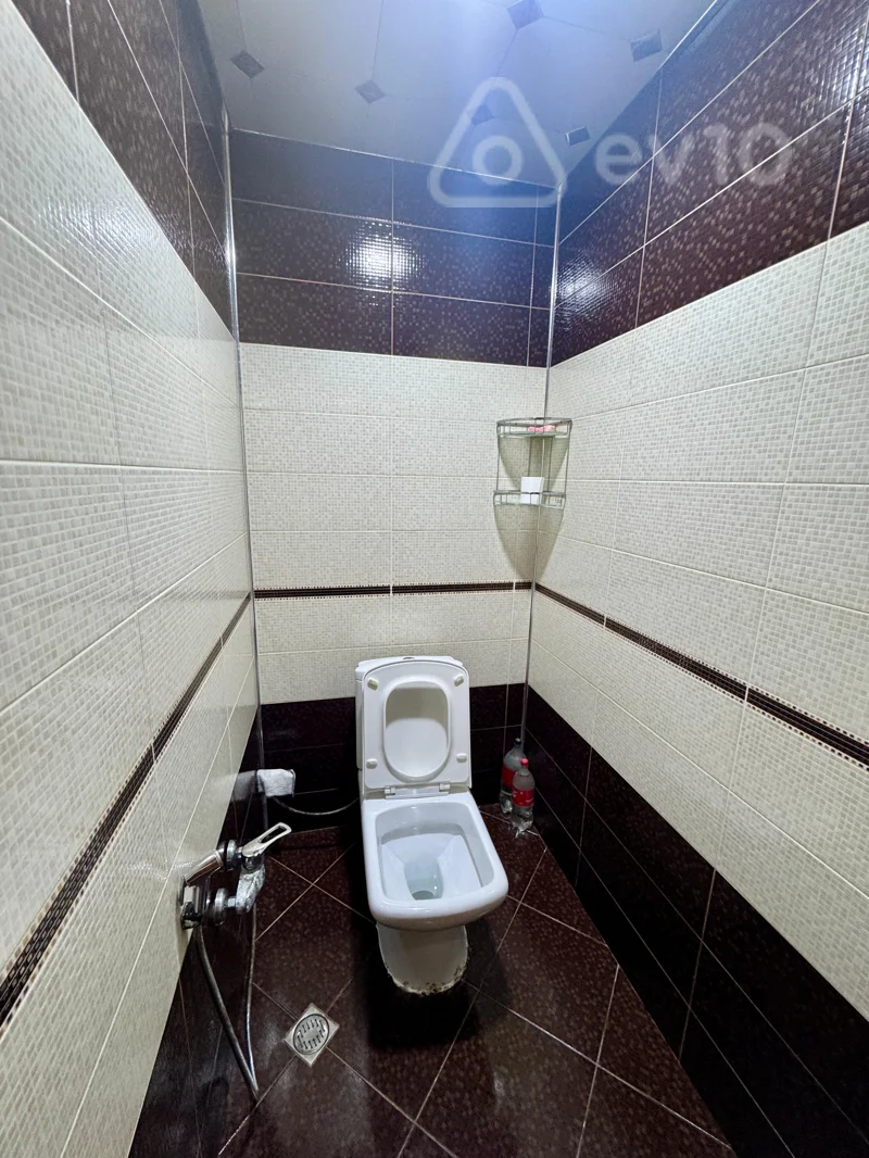 3 otaqlı mənzil, 80 m², Naxçıvanski küç — kirayə — Mənzil, Bakı (9)