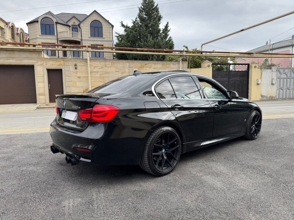 BMW 330e, 2.0 L, 7.6 kWh, 2016 il, 222 089 km — Avtomobillər, Bakı (5)