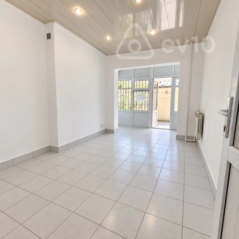 Obyekt, 55 m², Səmədbəy Mehmandarov — kirayə — Bakı