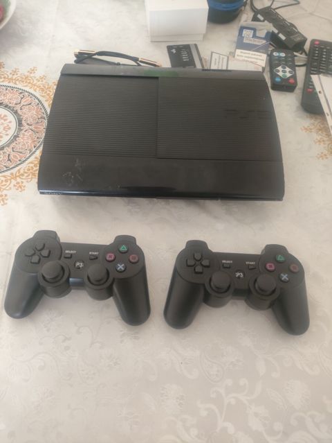 Sony PlayStation 3 Super Slim oyun konsolu seti 500 GB 44 Oyun 5 AY — Sumqayıt