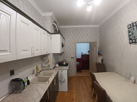 Satılır 4 otaqlı yeni tikili 135 m² — Bakı