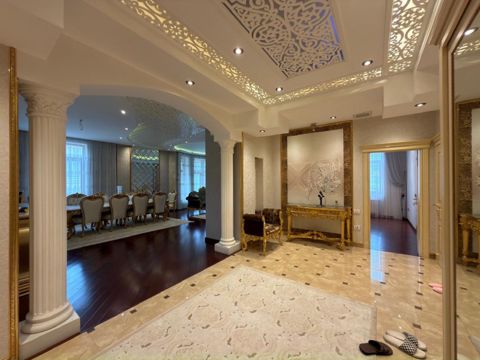 Satılır 4 otaqlı yeni tikili 215 m² — Bakı