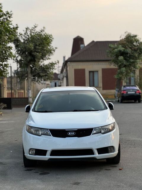 Kia Cerato, 2.0 L, 2010 il, 240 000 km — Xaçmaz