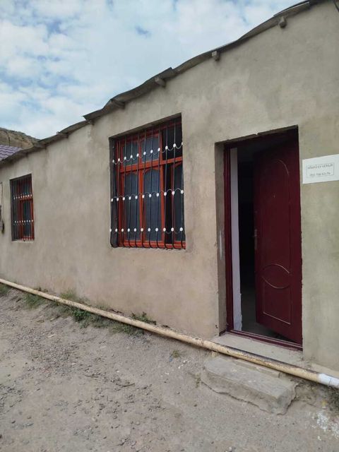 İcarəyə verilir 2 otaqlı həyət evi/bağ evi 64 m² — Bakı