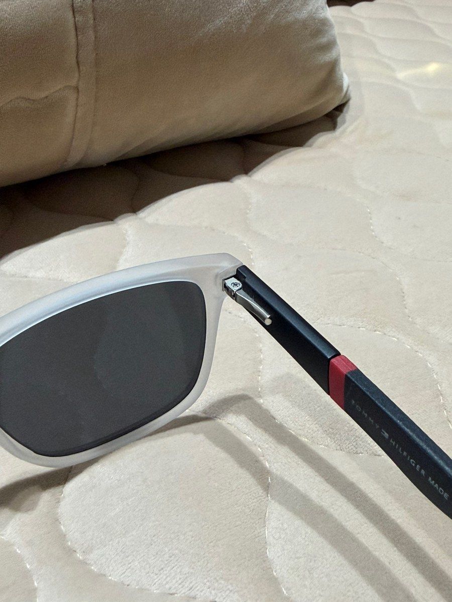 Tommy Hilfiger eynəyi — Şəxsi əşyalar, Bakı (5)