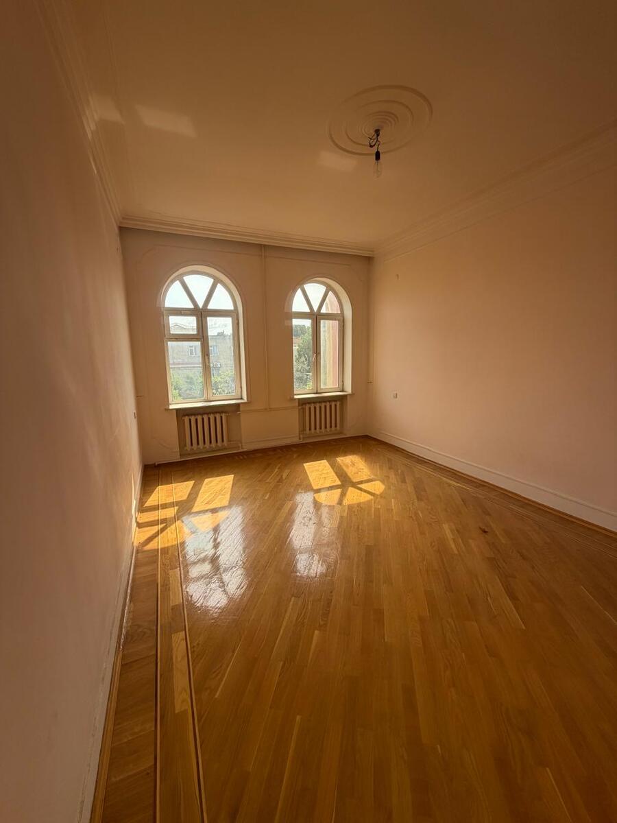 İcarəyə verilir 8 otaqlı həyət evi/bağ evi 600 m² — Ev, villa, Bakı (12)