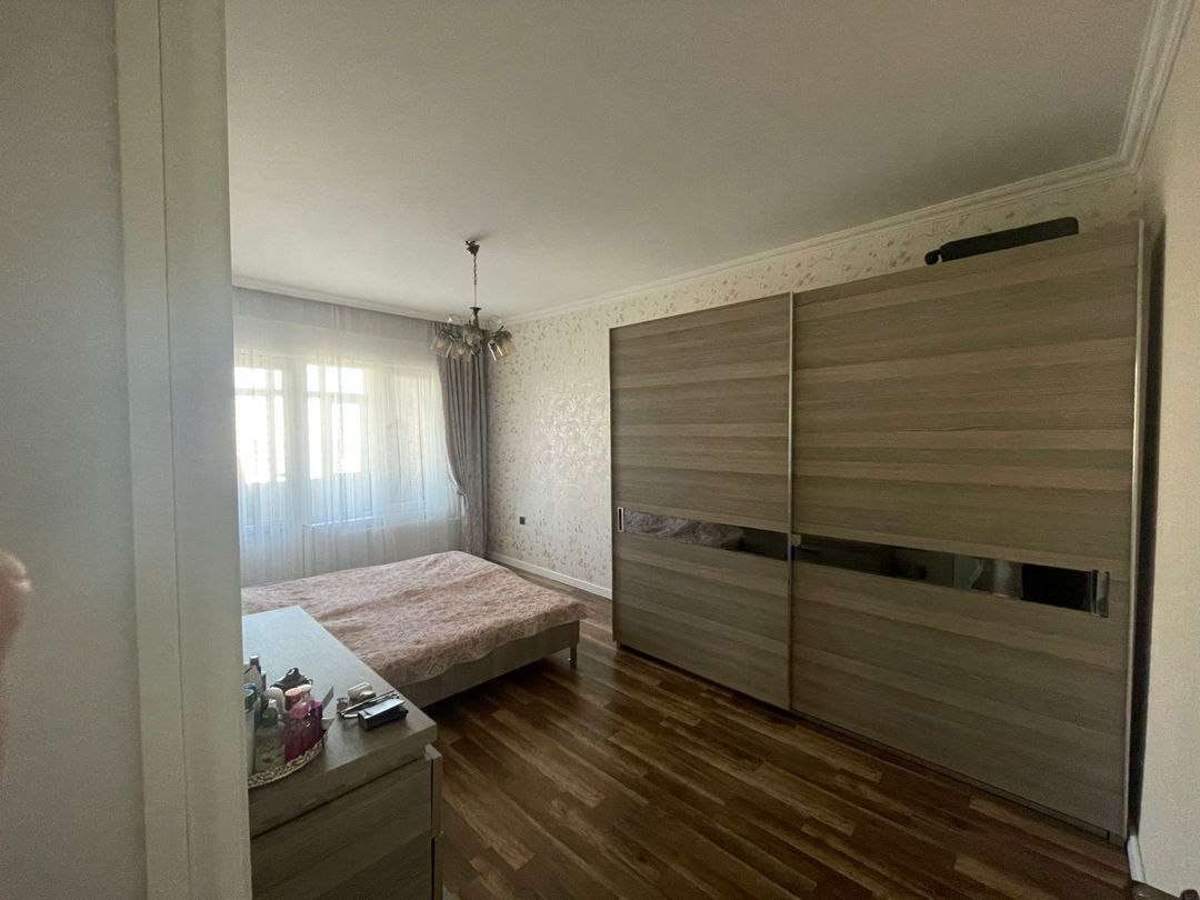 Satılır 4 otaqlı köhnə tikili 120 m² — Mənzil, Bakı (3)