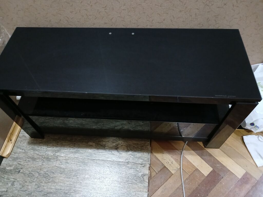 İşlənmiş, Düz TV altlığı, Polkalı, Şüşəli — Televizor altlıqları və standlar, Bakı
